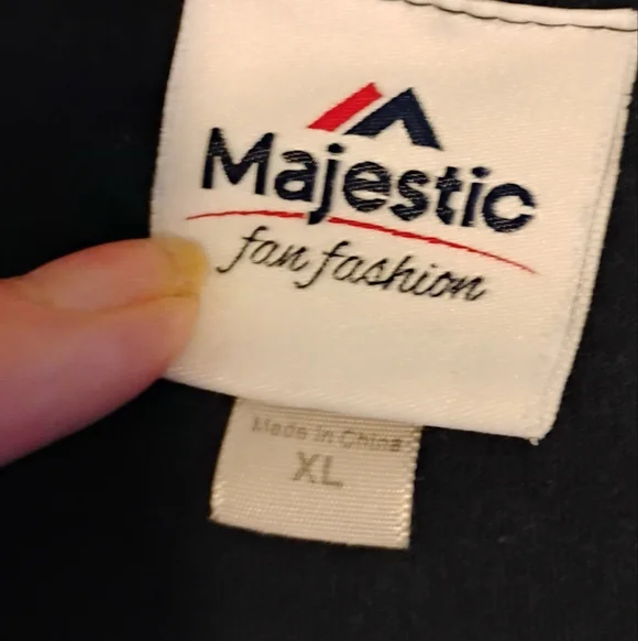 NY Yankees Tshirt For Ladies. Navy And White XL - Picture 3 of 5